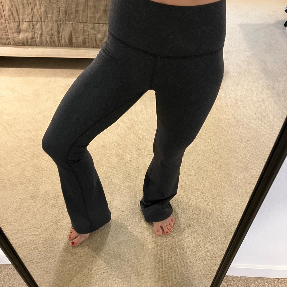 Lululemon heathered black align high waist legging boot cut, never worn size 4 - Picture 5 of 6